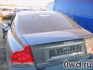 Битый автомобиль Volvo S60