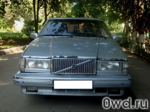 Битый автомобиль Volvo 740